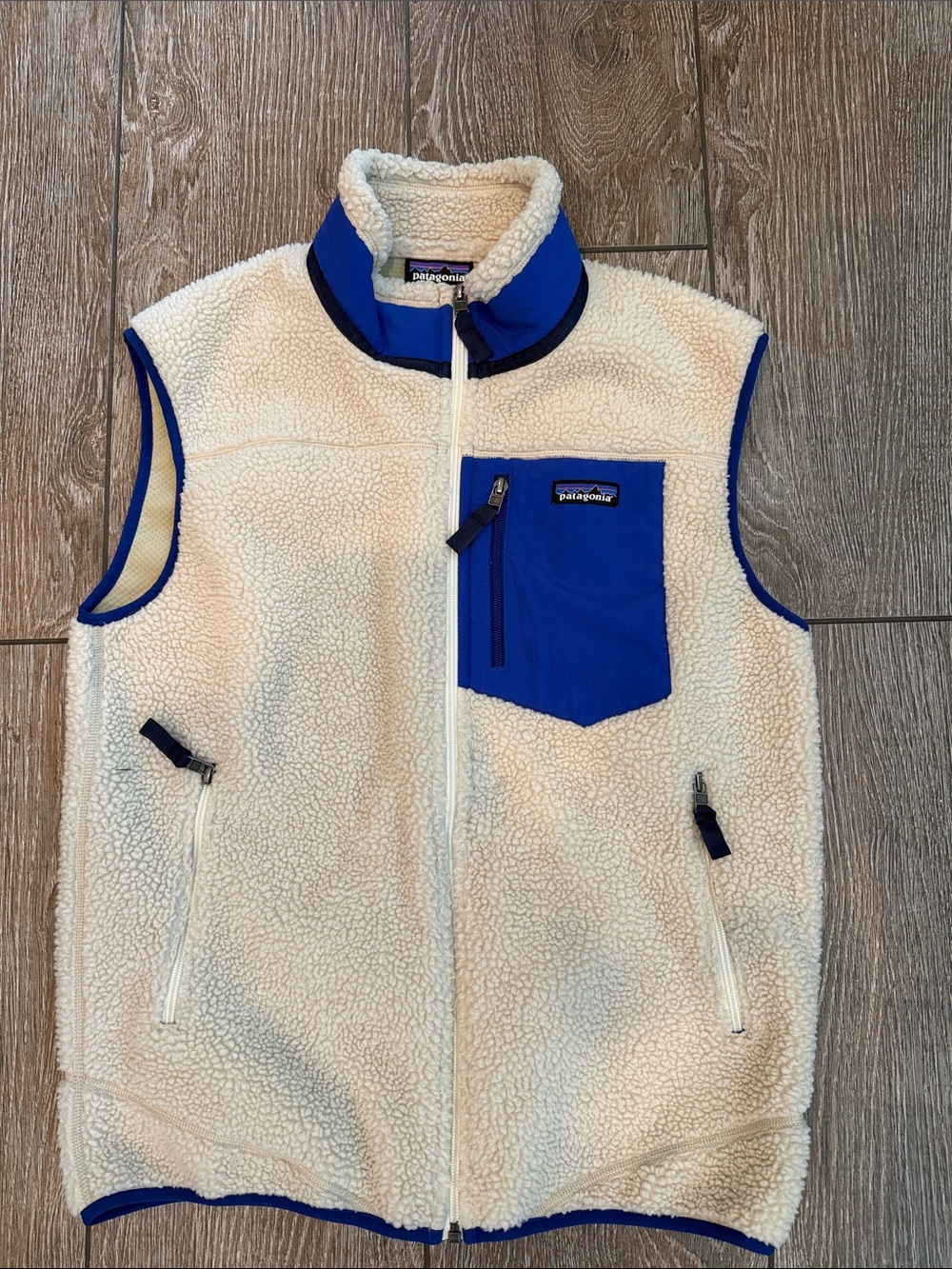 Patagonia Retro X Sherpa Vest Cream with Blue Pocket Trim